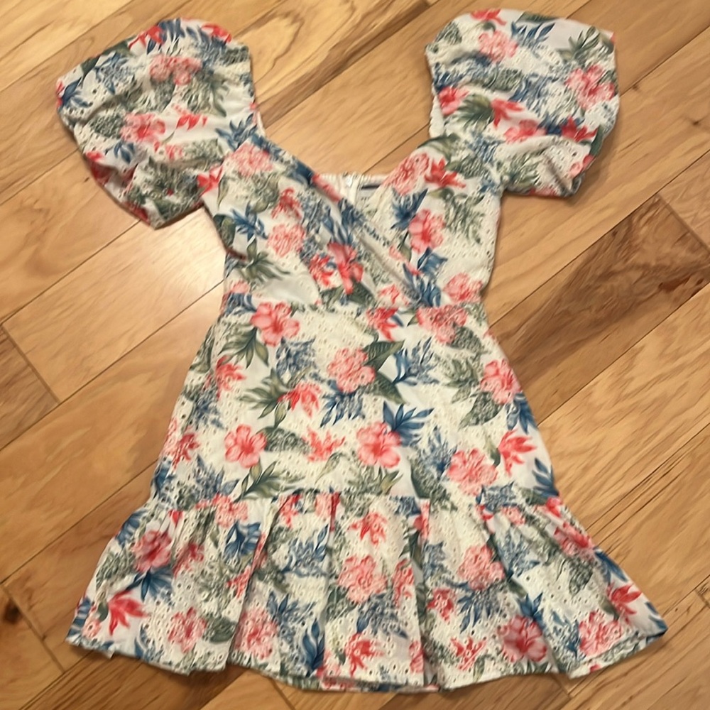 XS Adelyn Rae Mini dress